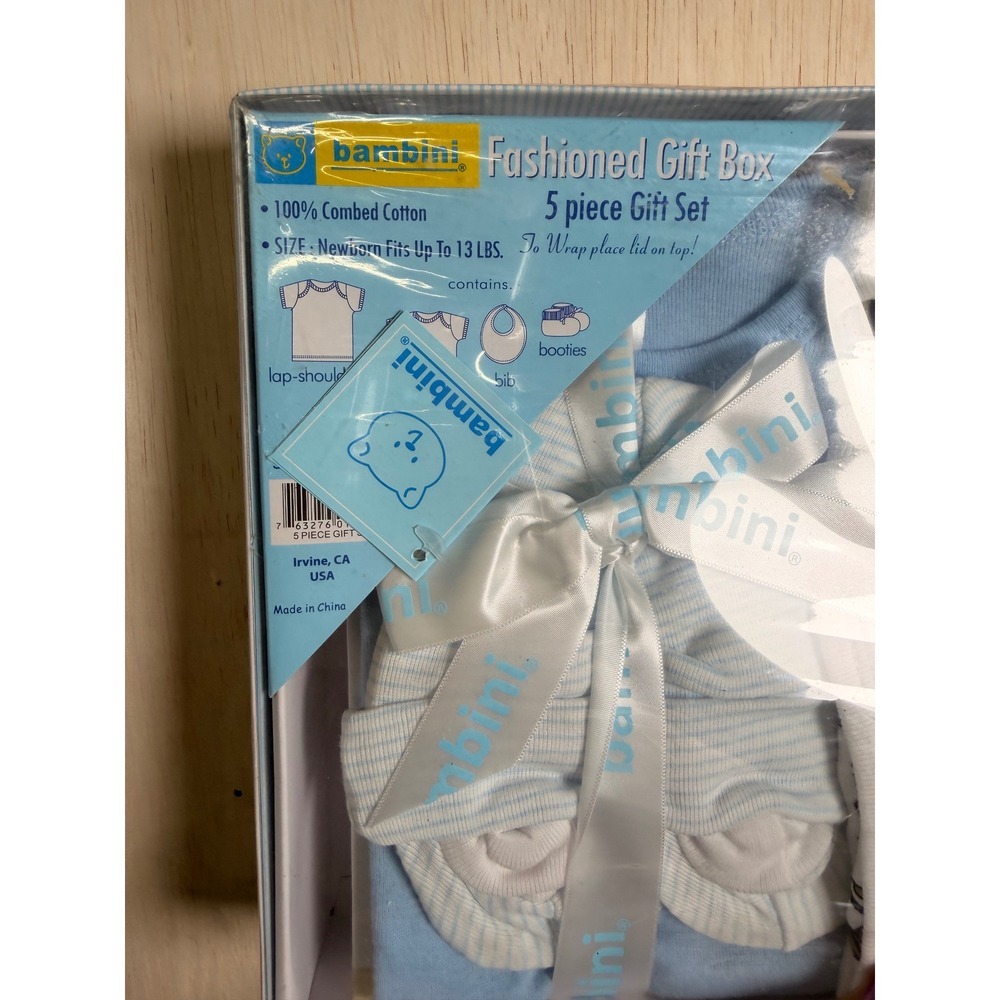 Bambini 5 Piece Gift Set Newborn Blue Excellent NIB Combed Cotton Animal Print - Picture 2 of 5